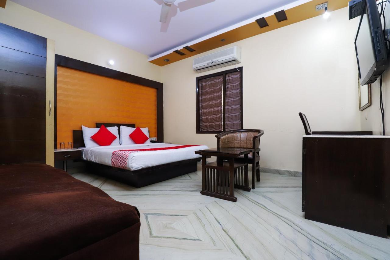 Hotel O J P Inn Near Patel Nagar Metro Station Ню Делхи Екстериор снимка