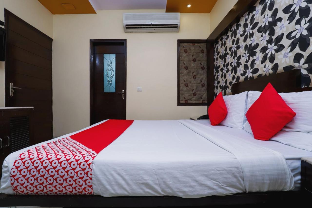 Hotel O J P Inn Near Patel Nagar Metro Station Ню Делхи Екстериор снимка