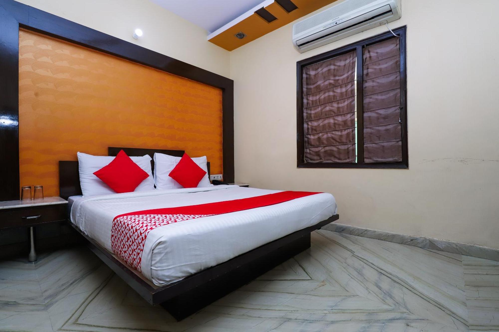 Hotel O J P Inn Near Patel Nagar Metro Station Ню Делхи Екстериор снимка