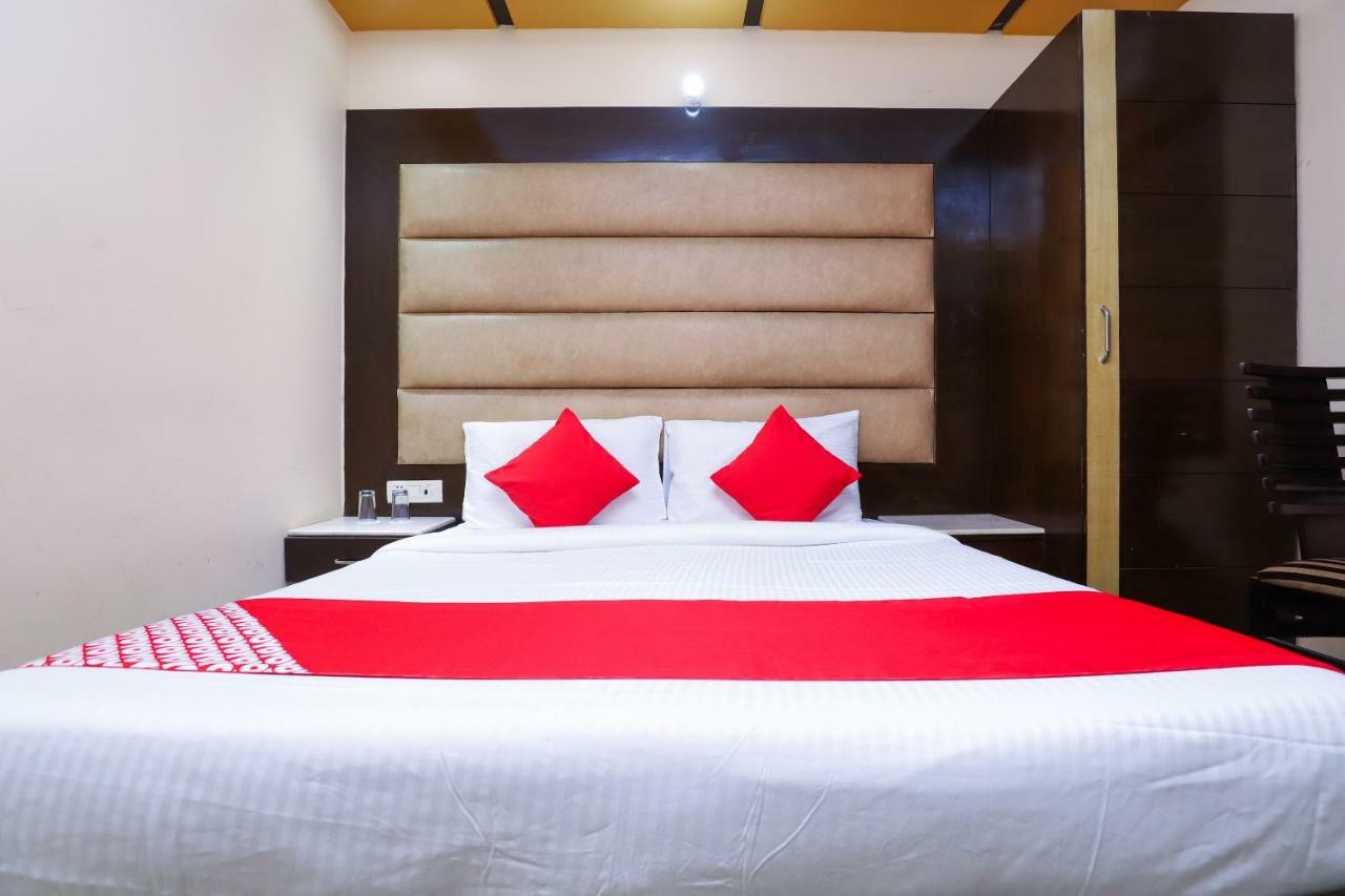Hotel O J P Inn Near Patel Nagar Metro Station Ню Делхи Екстериор снимка